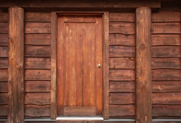 Cost of Log Cabin Siding Installation in Lincoln