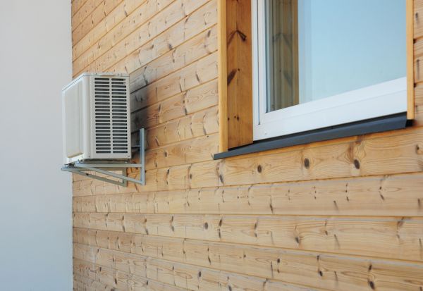 Cost of Exterior Paneling Installation in Lincoln