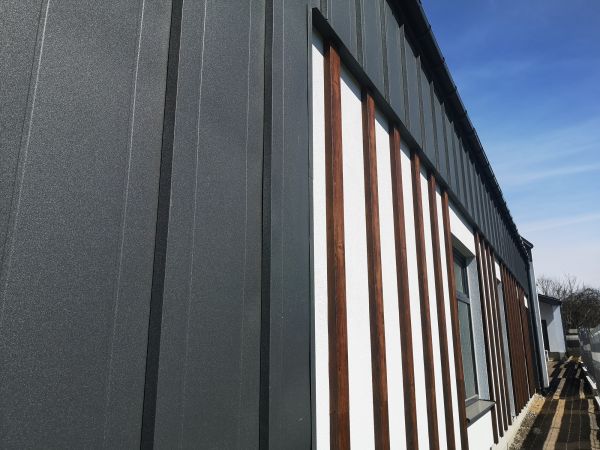Cost of Metal Cladding Repair in Lincoln