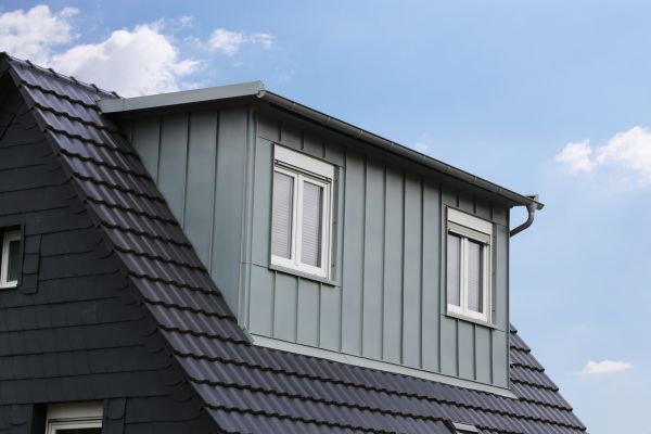 Cost of Composite Siding Service in Lincoln