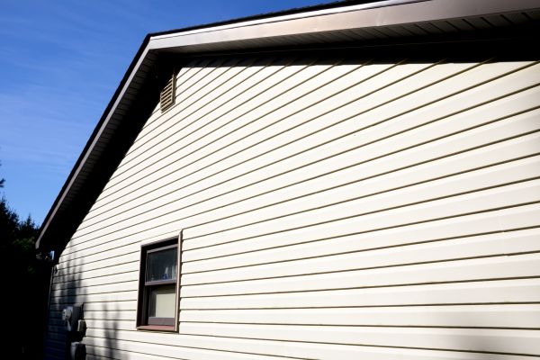 Cost of Dutch Lap Siding Installation in Lincoln