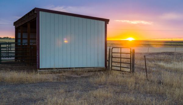 Cost of Pole Building Siding Service in Lincoln