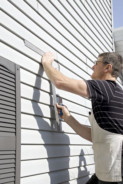 Cost of Vinyl Siding Service in Lincoln