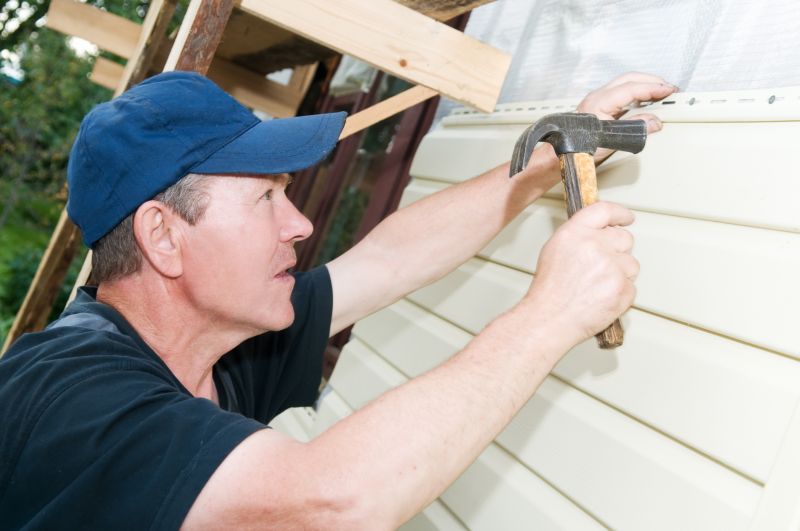 Expert Vinyl Siding Repair Service